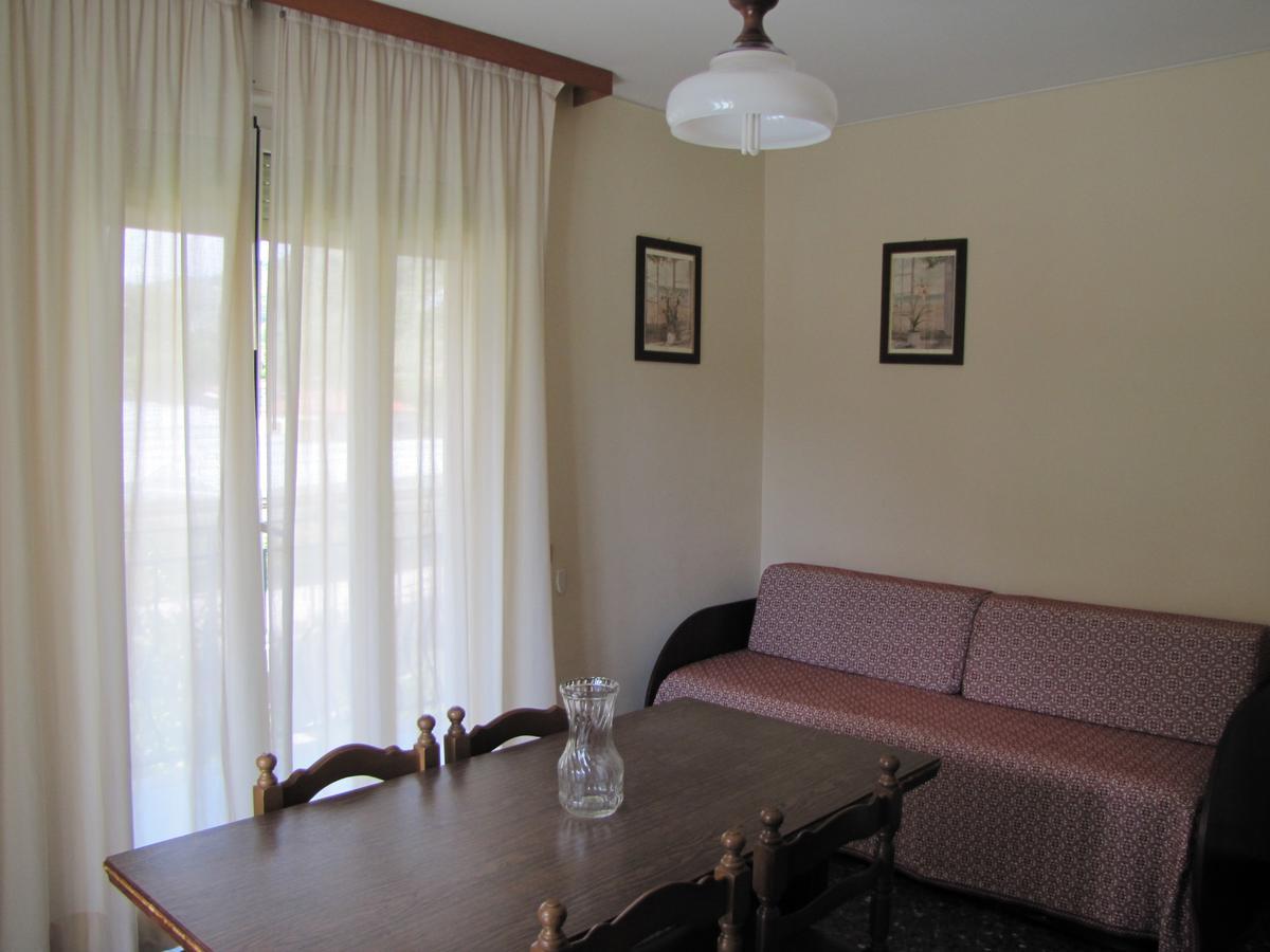 Holiday'S Beach Aparthotel Ventimiglia Exterior photo